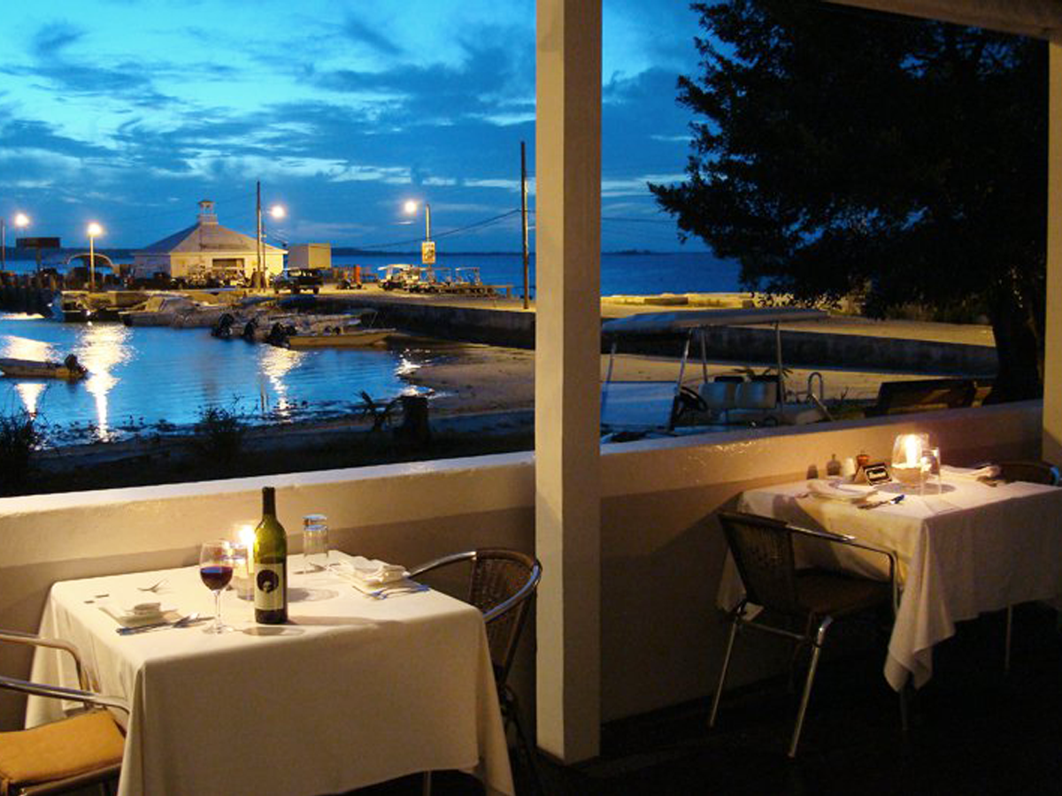 The landing restaurant Harbour Island restaurant Harbour Island