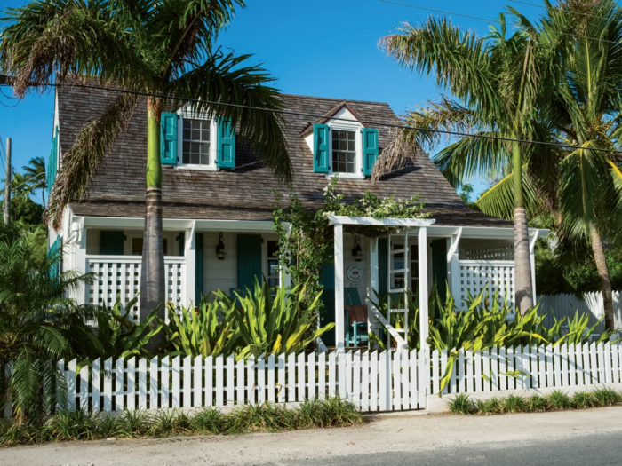 Loyalist Cottage Harbour Island Harbour Island Bahamas Guide, The Loyalist Cottage