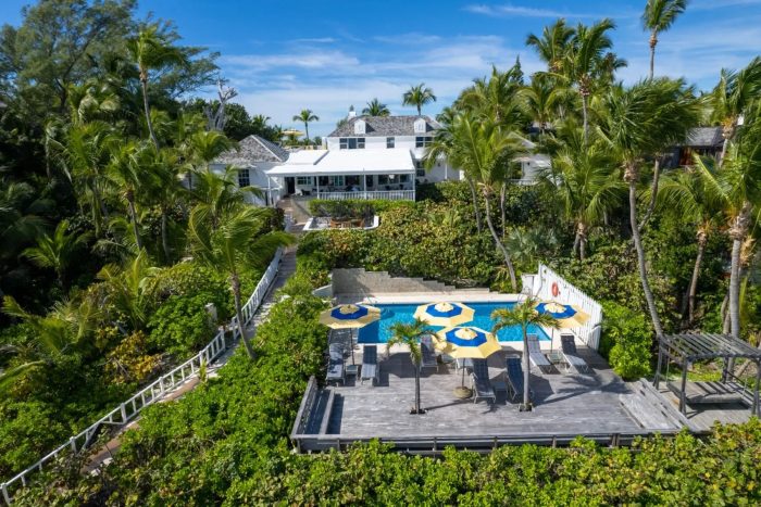 Runaway Hill Hotel Harbour Island